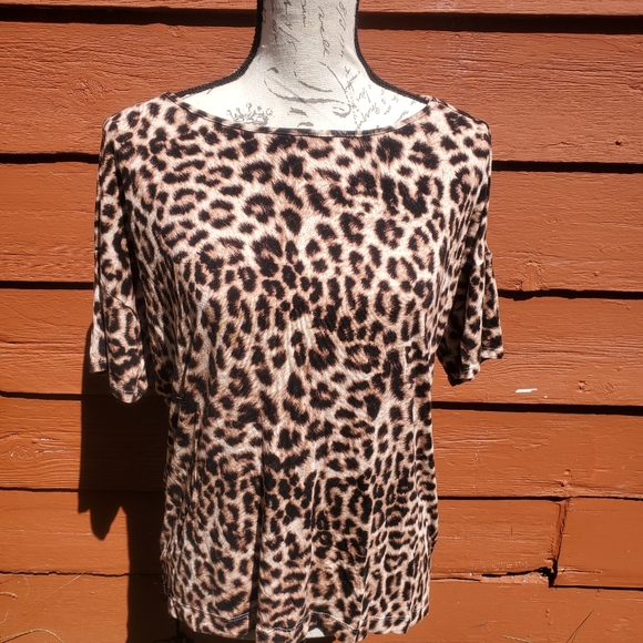 Soma Tops - Soma Soft Lux Leopard Print Top Women's Size Medium EUC